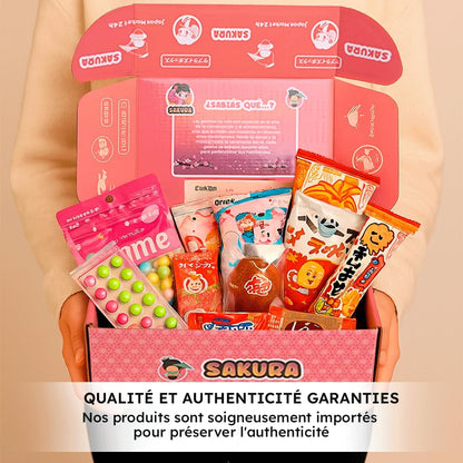 JAPON MARKET - JapanBox Édition Spéciale Noël - Box Bonbon Japonais, Assortiment Bonbons, Snack, Chocolats, Biscuits et Plus - Boite Surprise Idéale Pour Cadeau, Dégustation Japonaise Authentique